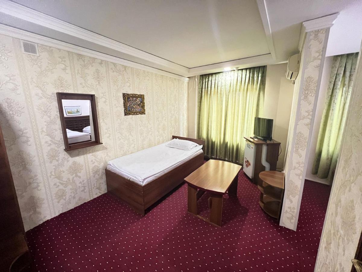 Reikartz Urgench Hotell Exteriör bild