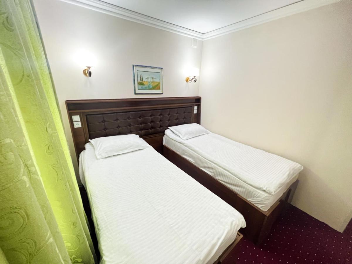 Reikartz Urgench Hotell Exteriör bild